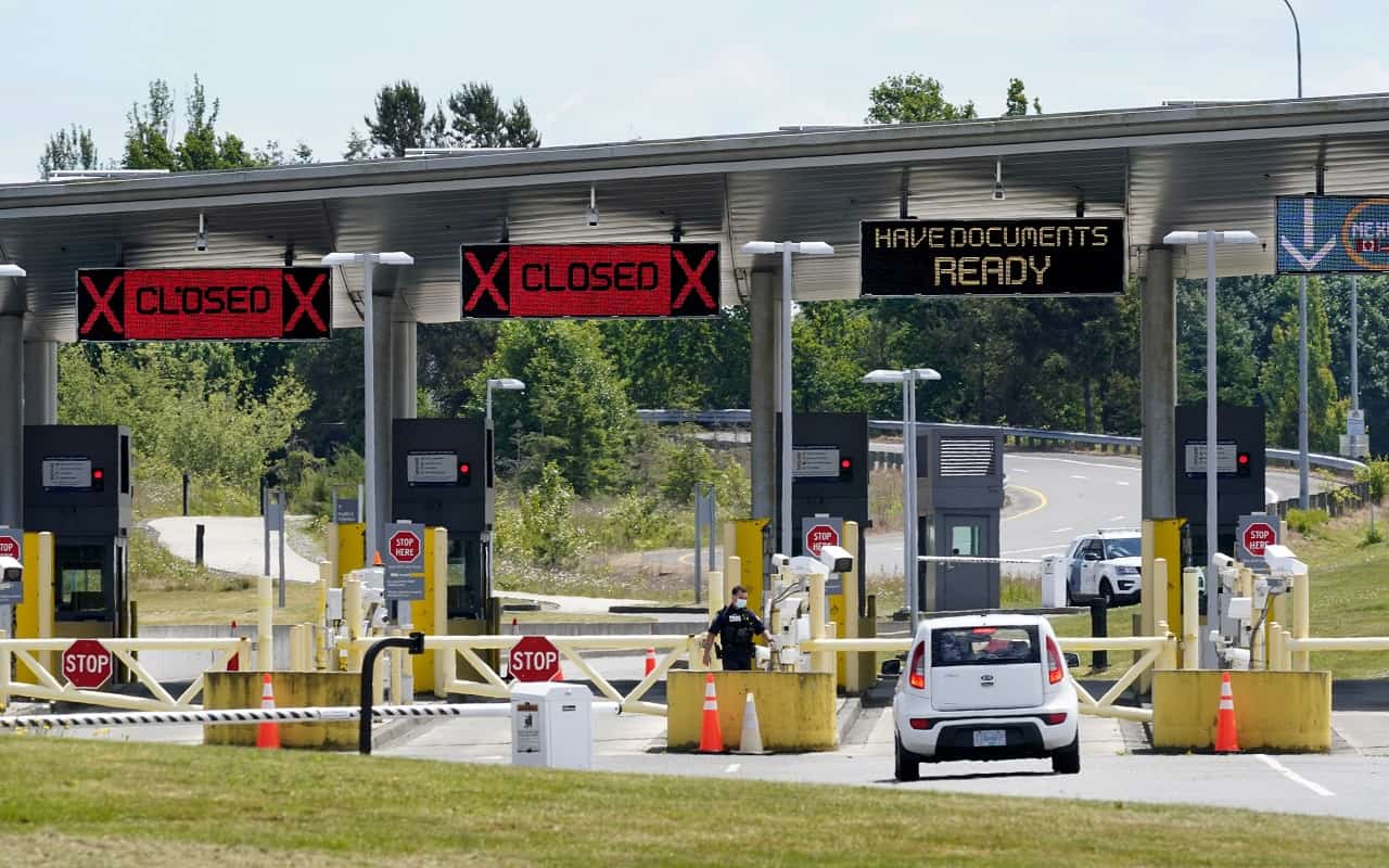 canadian border strike cbsa averted