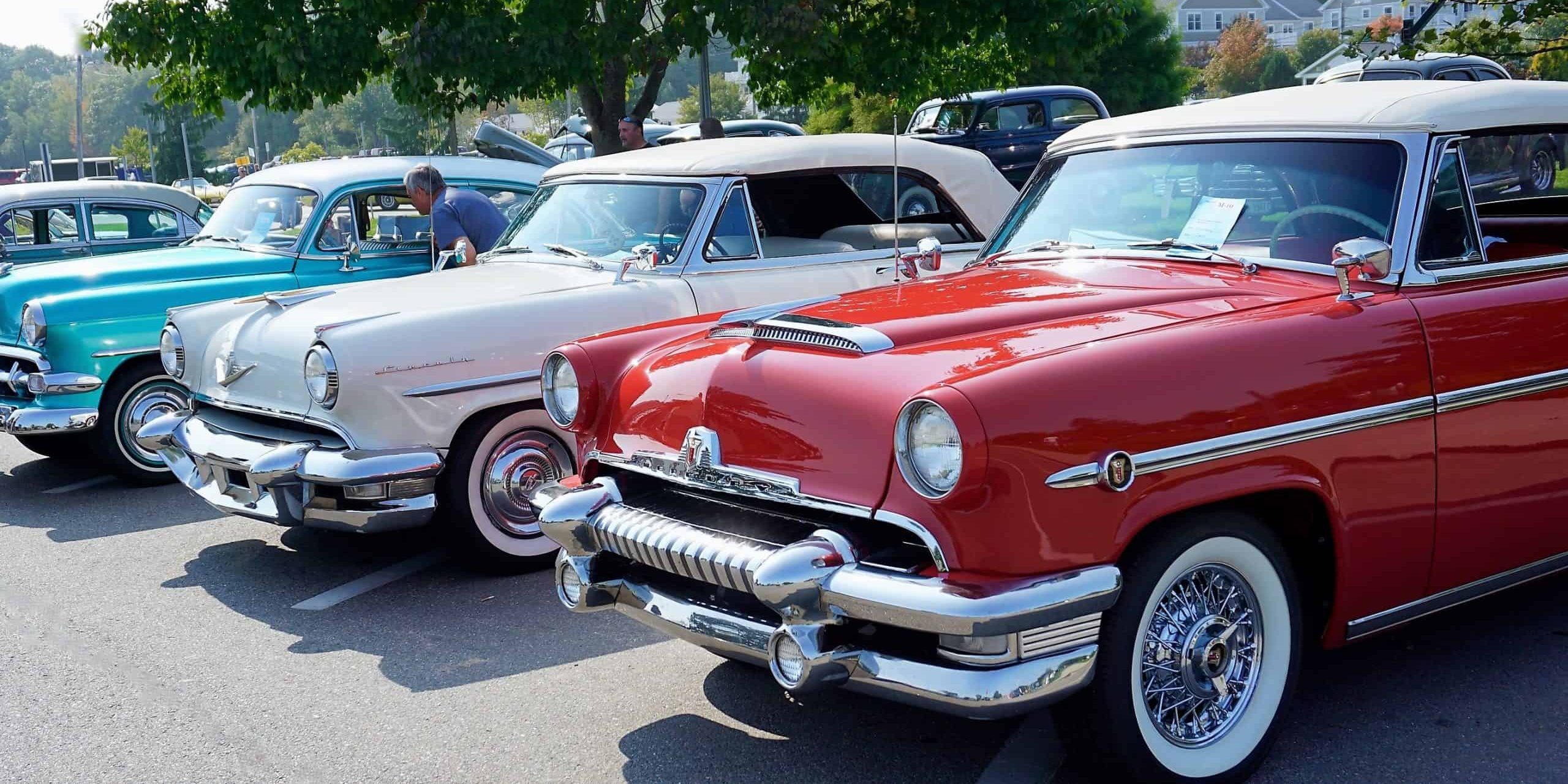 classic car Burlington mall parking