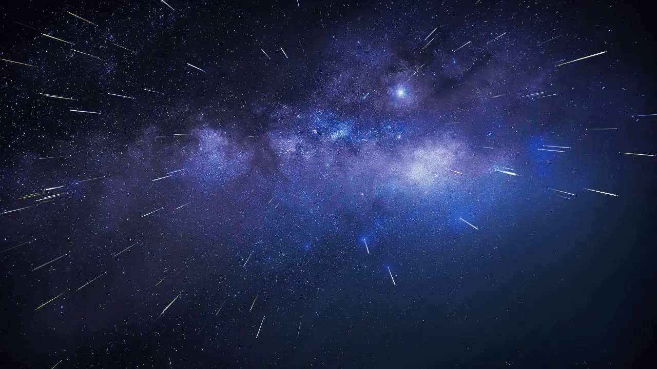 2 meteor showers will light up the night sky this week in Ontario