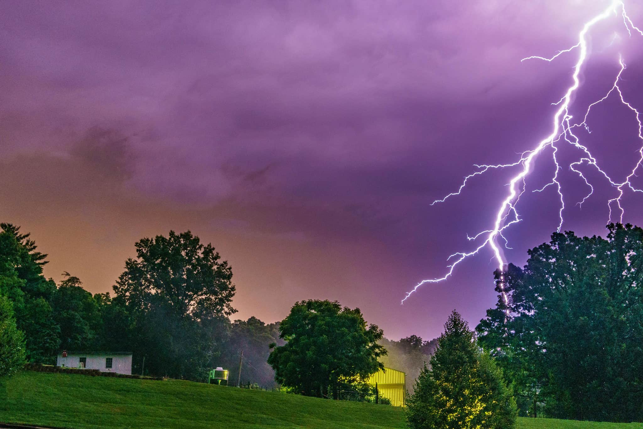 Strong thunderstorms to with torrential downpours to hit part of southern Ontario