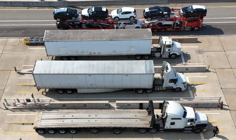 Ontario, Lincoln, Vineland, police, Ministry of Transportation, commercial vehicles. charges, safety inspection