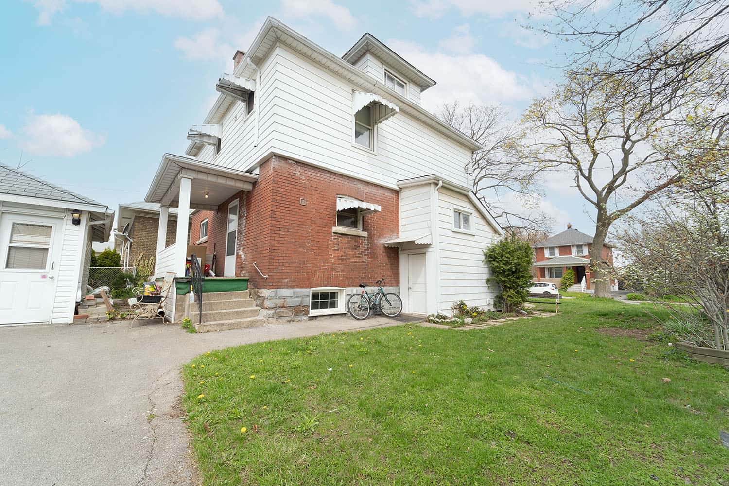 niagara falls house of the week duplex