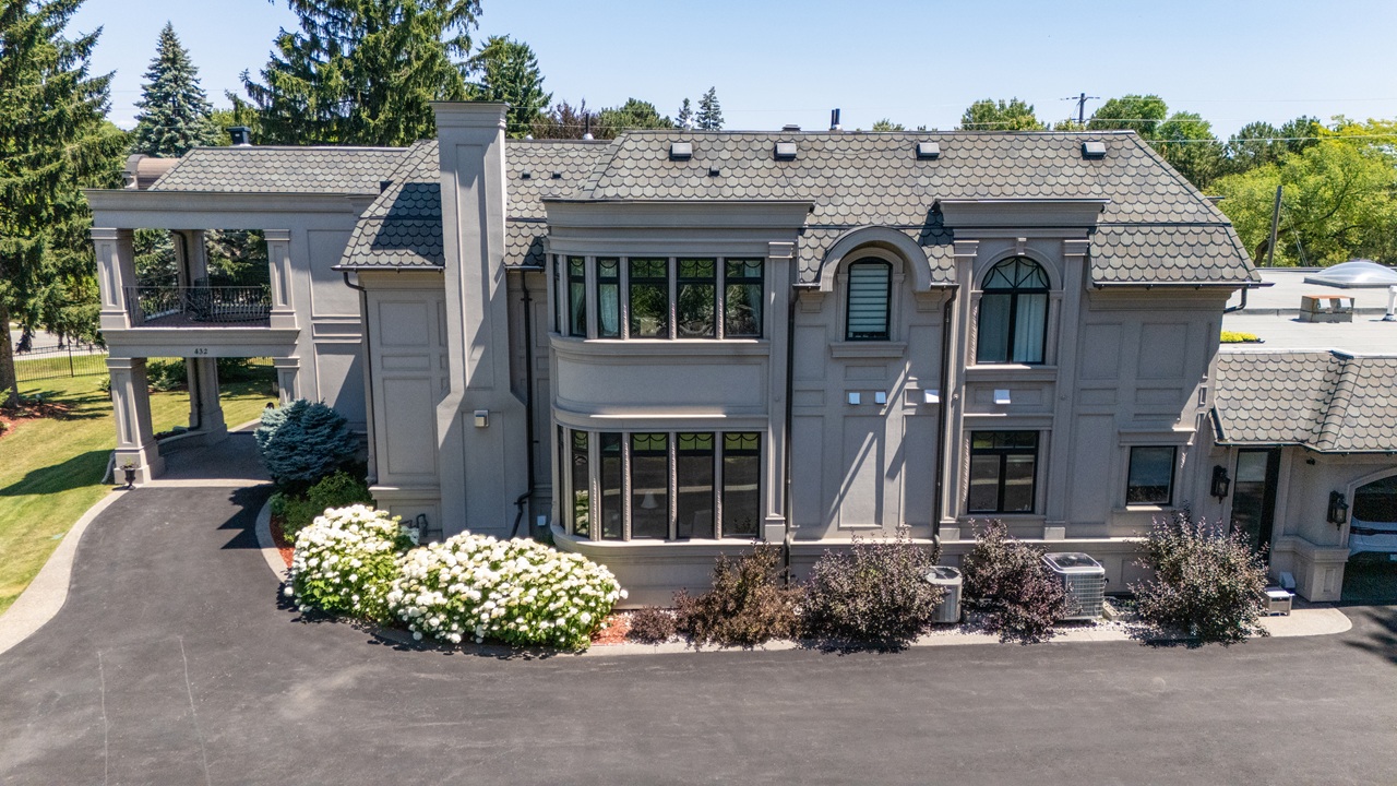 House of the Week: Custom estate with indoor pool is like a private resort in Mississauga, listed by Sam McDadi Real Estate Inc.