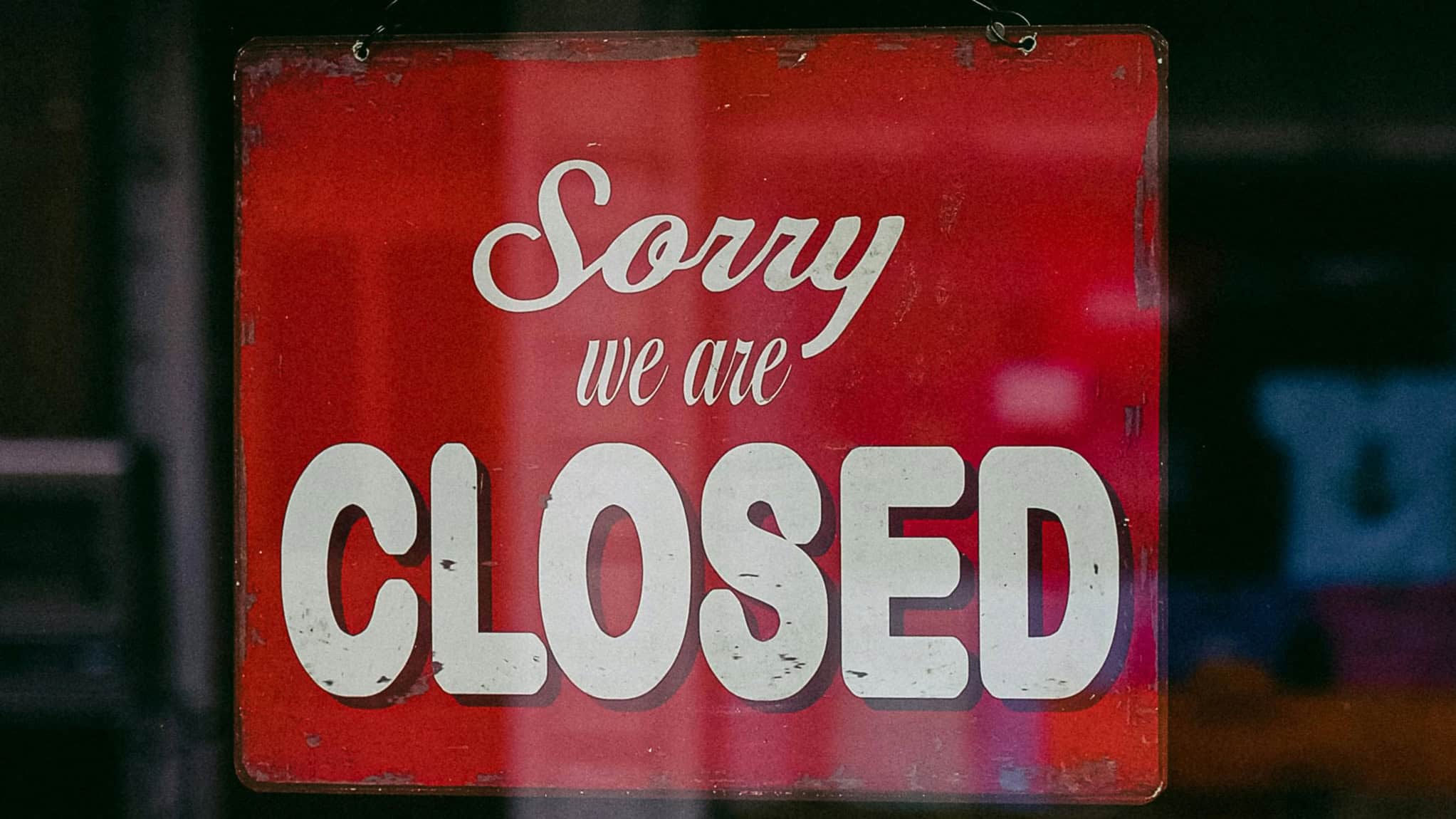 5 chain stores closed canada 2025