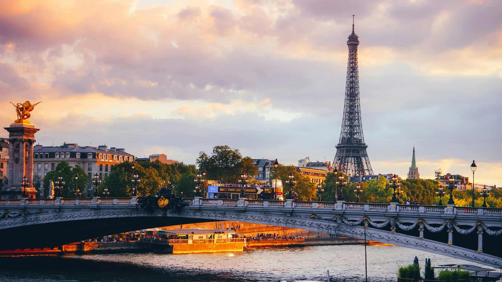 canada travel advisory france