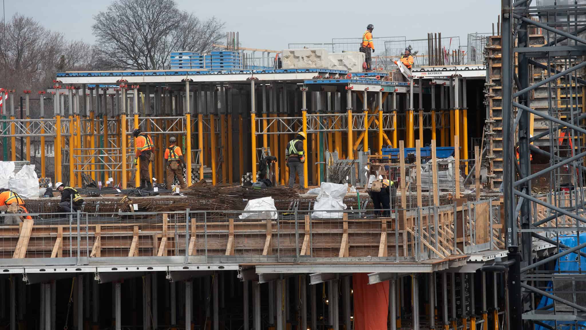high rise construction ontario